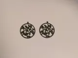 Round Leaf Earrings-1