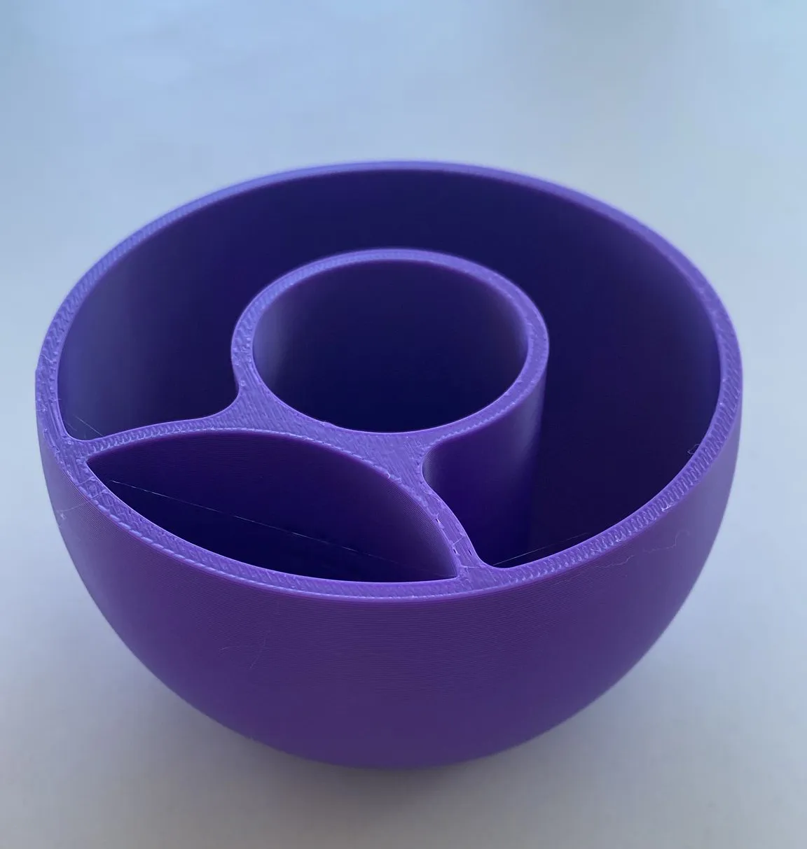 Round Self-Watering Design Planter