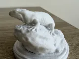 Salamander statue-3