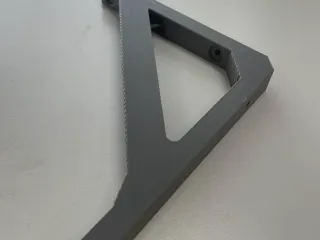 Shelf bracket