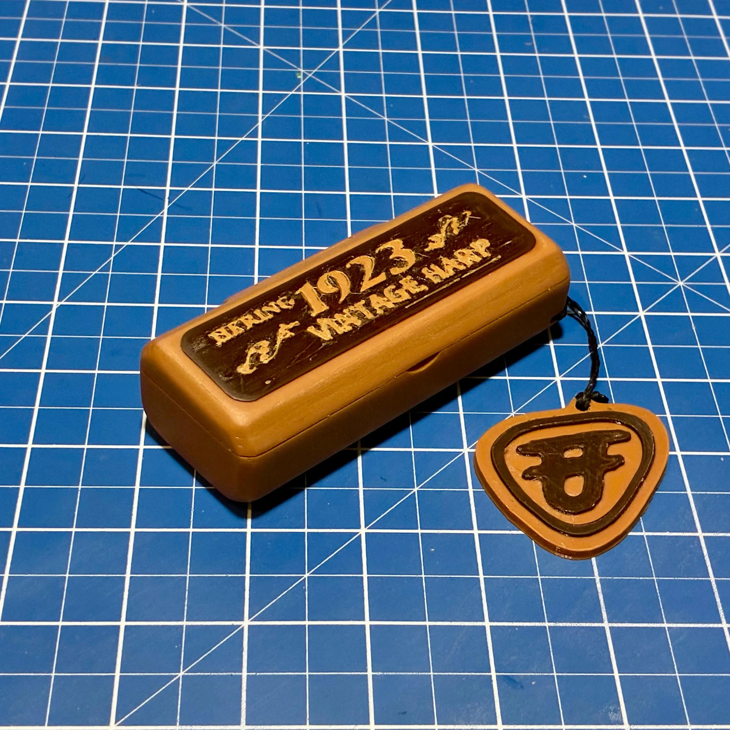 Hohner Special 20 Magnetic Case-4