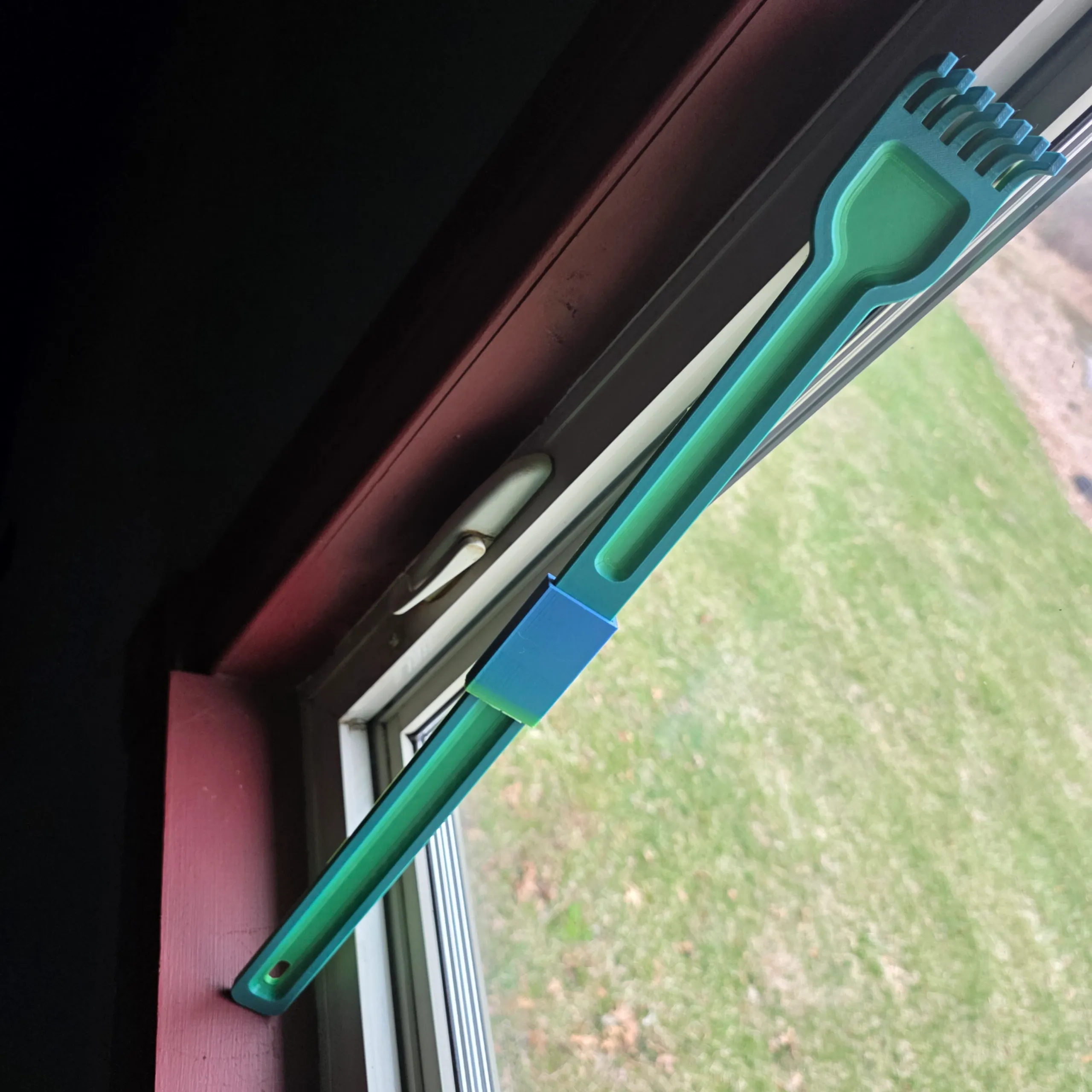 two piece Back Scratcher with middle brace support-0