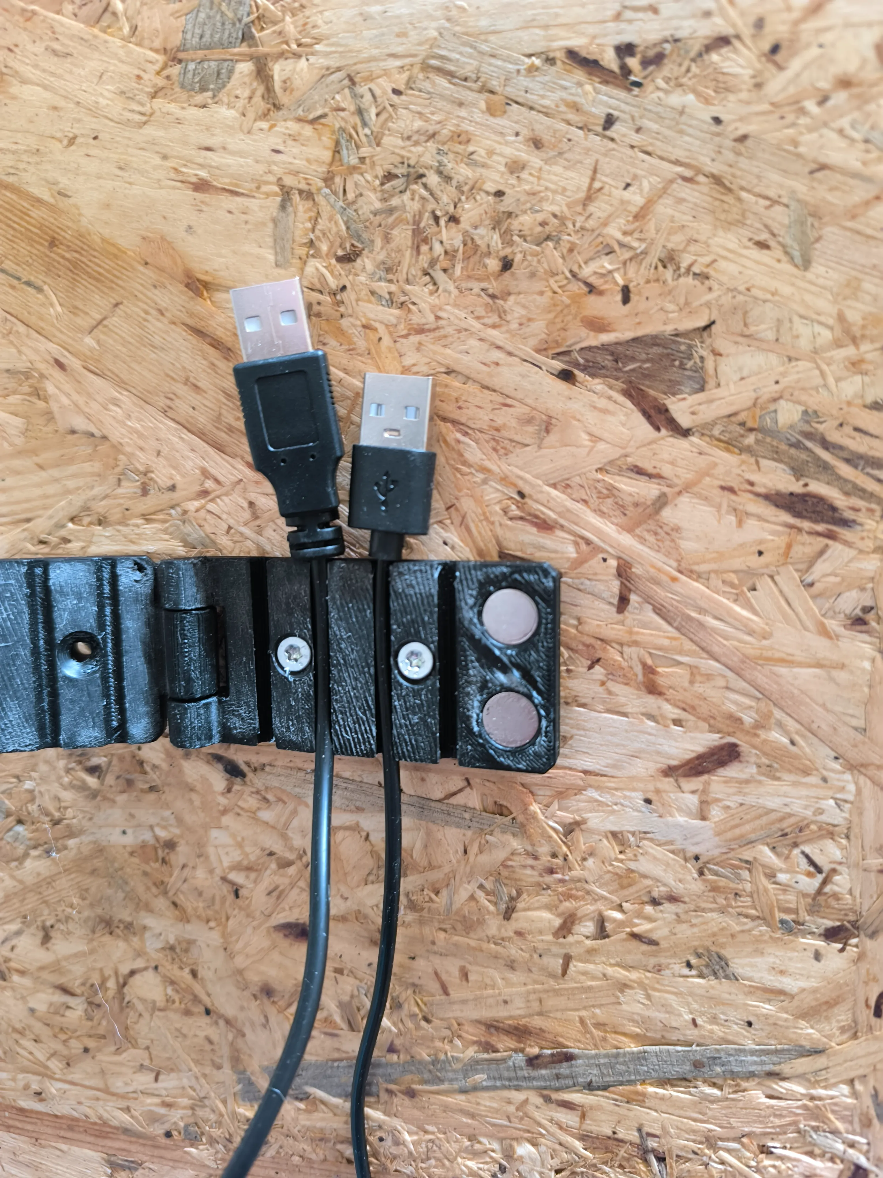 cable organizer