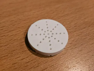 Vacuum bag puck