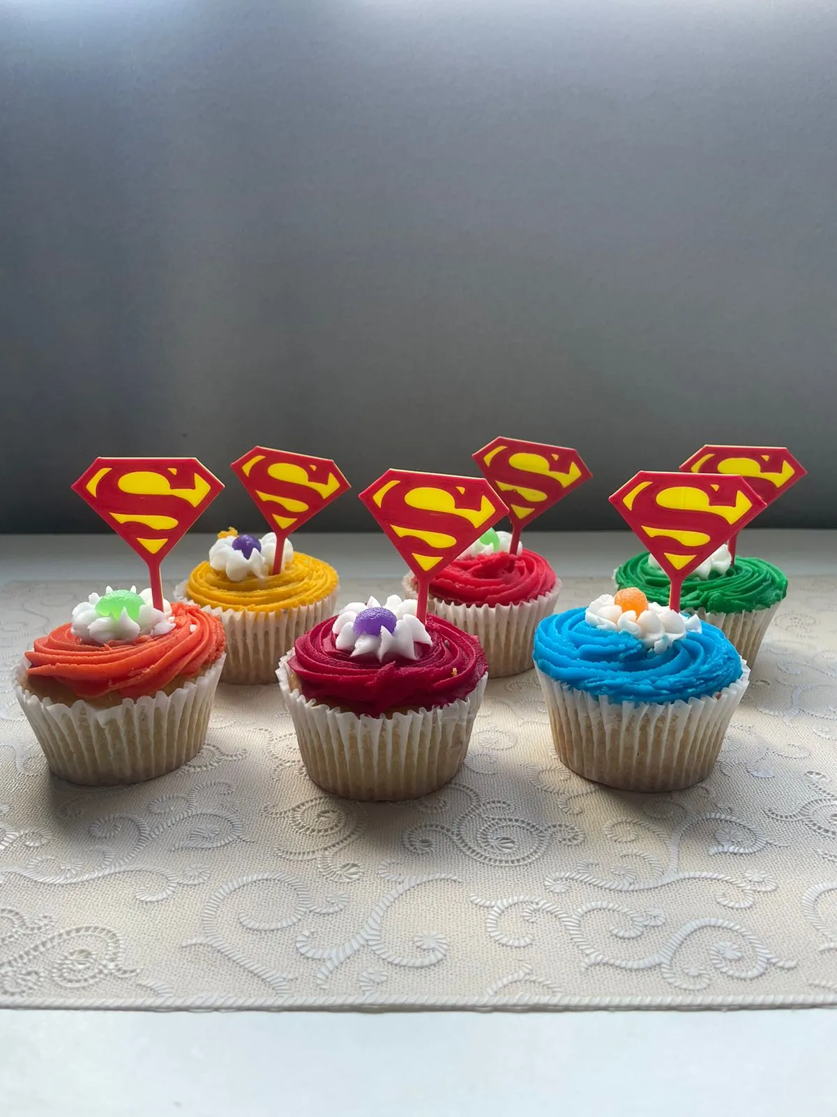 Superman Cake Cup-Cake Topper