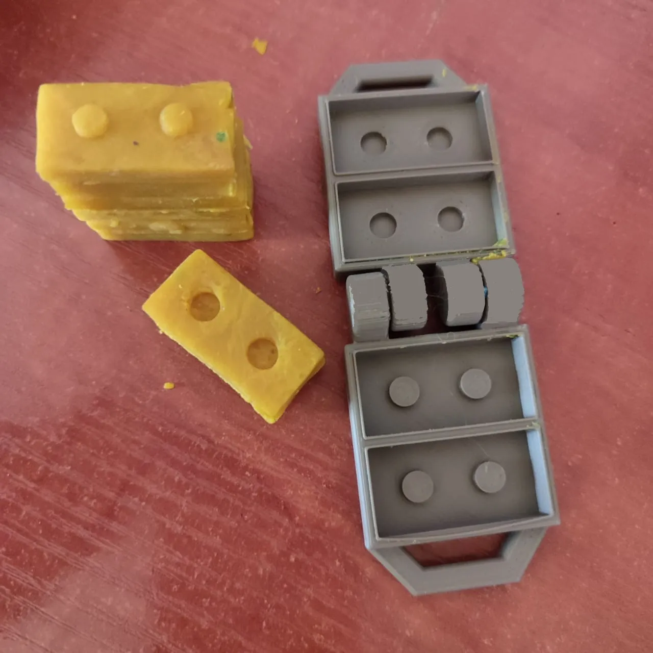 PRINT IN PLACE MOULD / BRICK MAKER