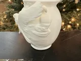 Vase 147 Eagle-2