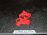 MARIO BROS JUMPING KEYRING-2