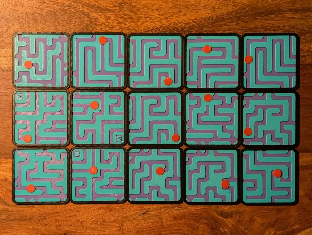 The 3D Maze Cube - A Multiplayer Puzzle Game