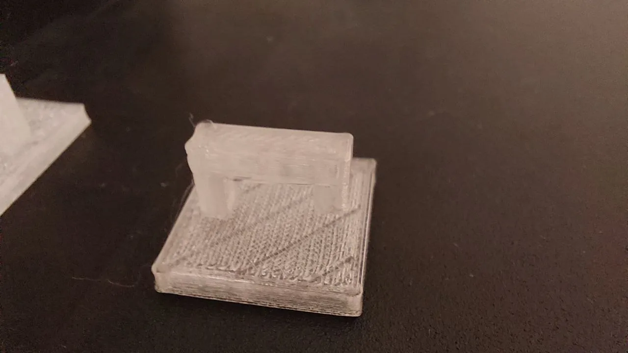 Крючок для проводов (Cable hook)