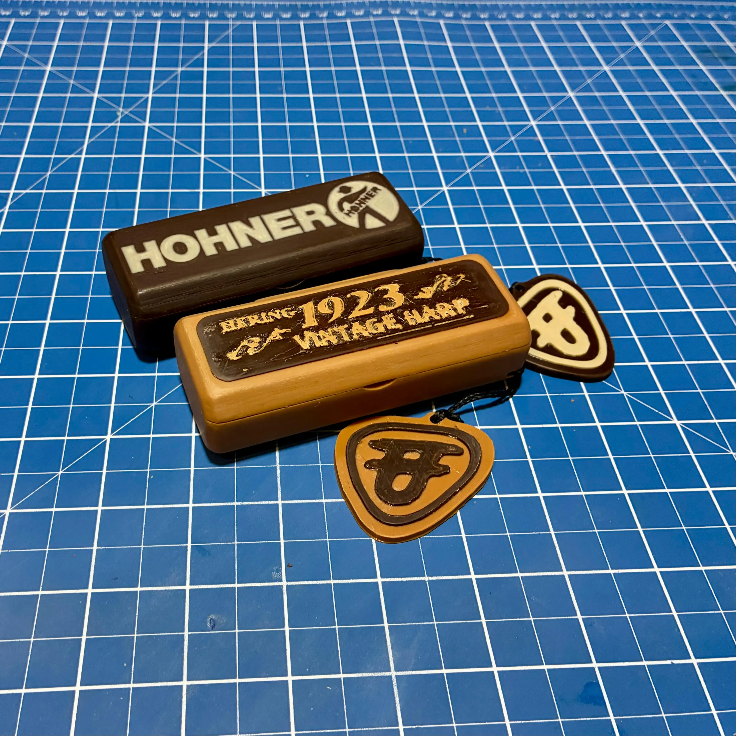 Hohner Special 20 Magnetic Case-0