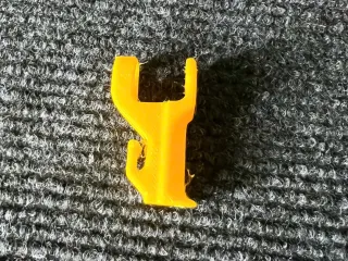 Headphone Clamp