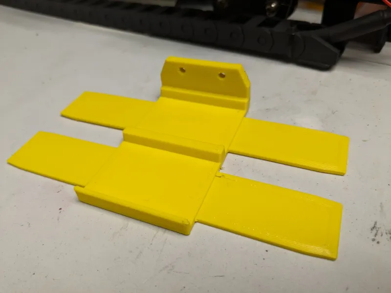 Matchbox/Hotwheels dual track connector with wall mount