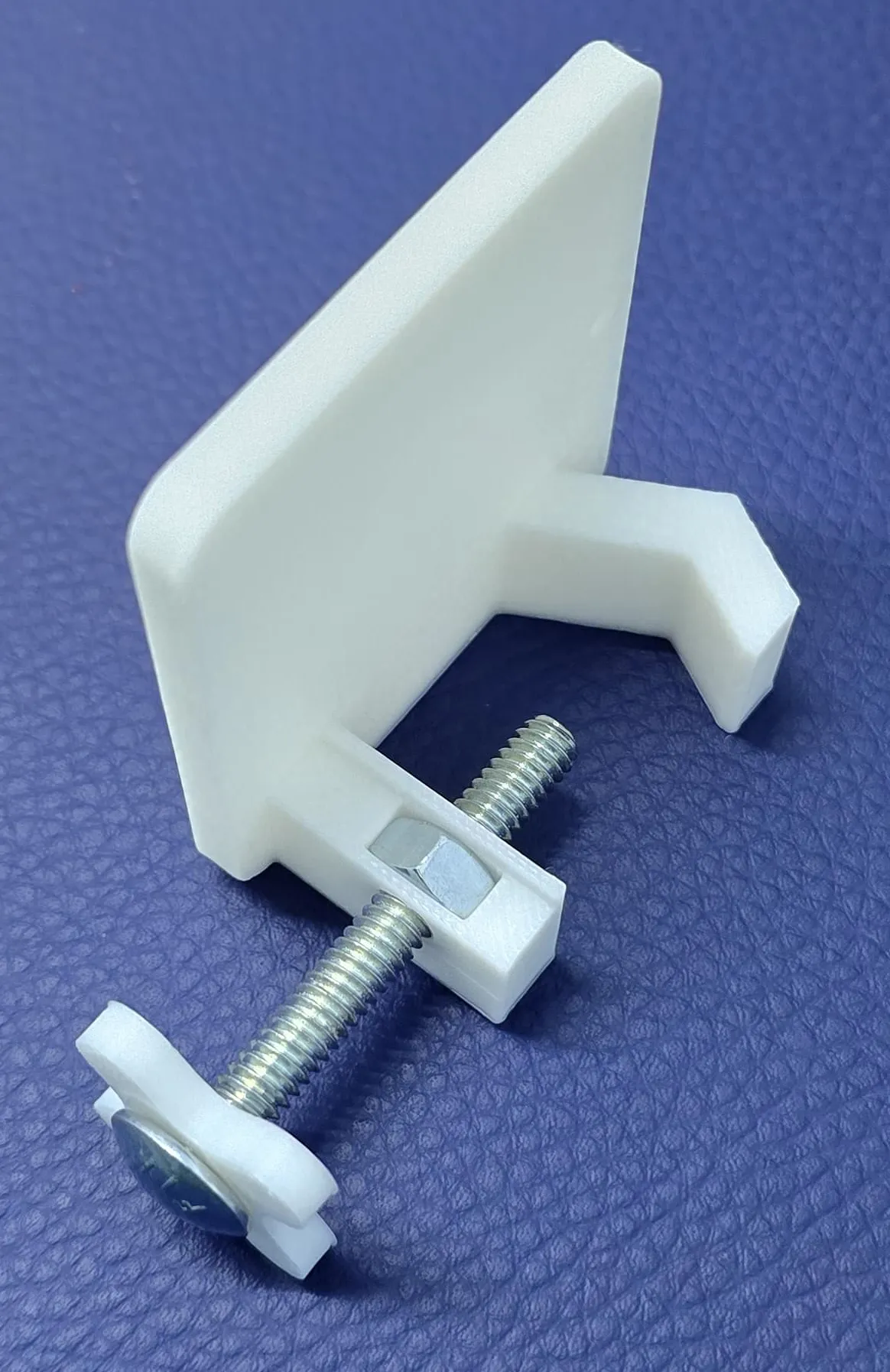 Pressure transducer holder for Edwards TruWave