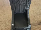 Gothic Throne Phone Stand-1