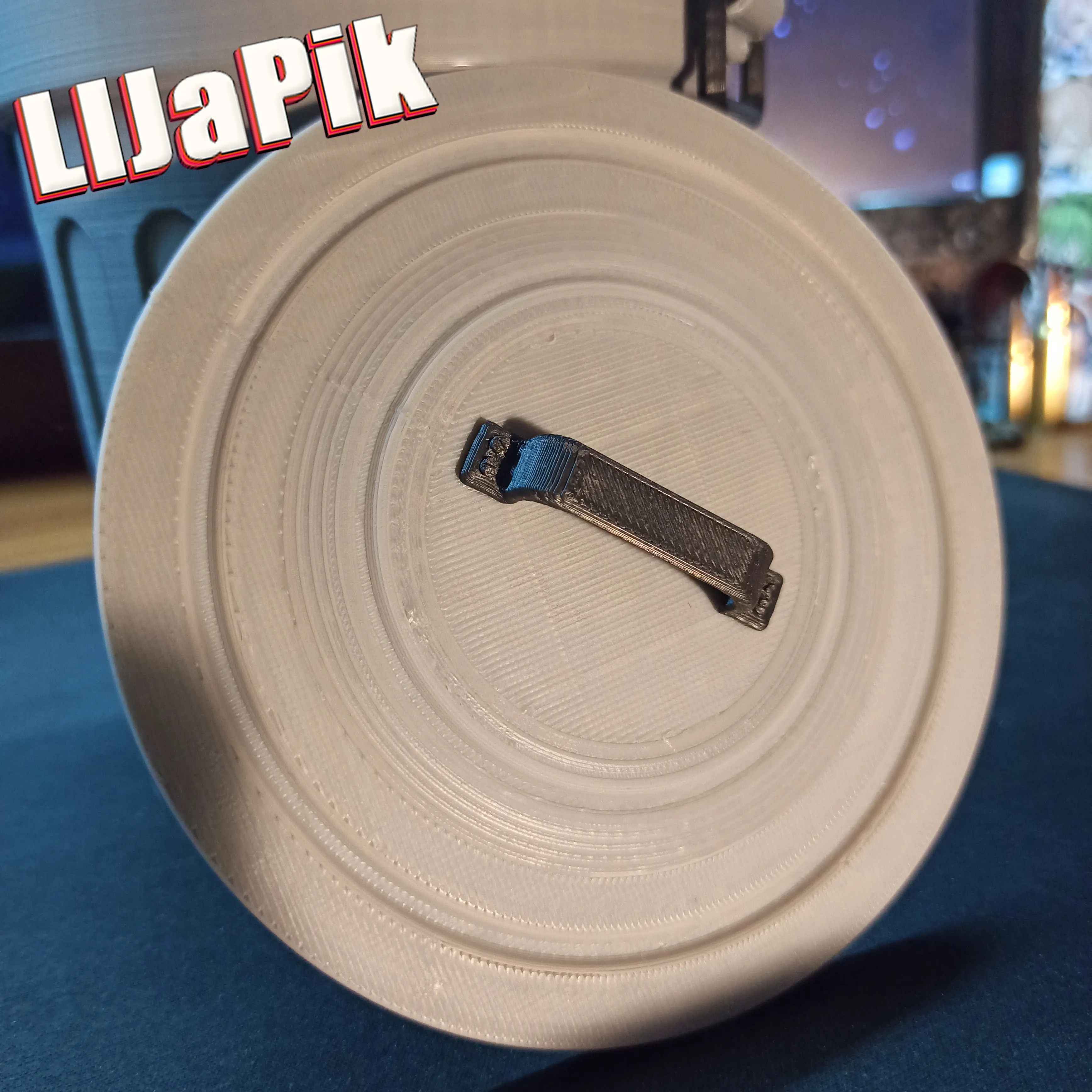 Cracker and Candy Bin / Trash Can / Vase