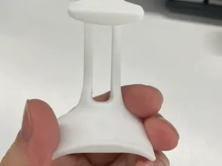 Headphone mount