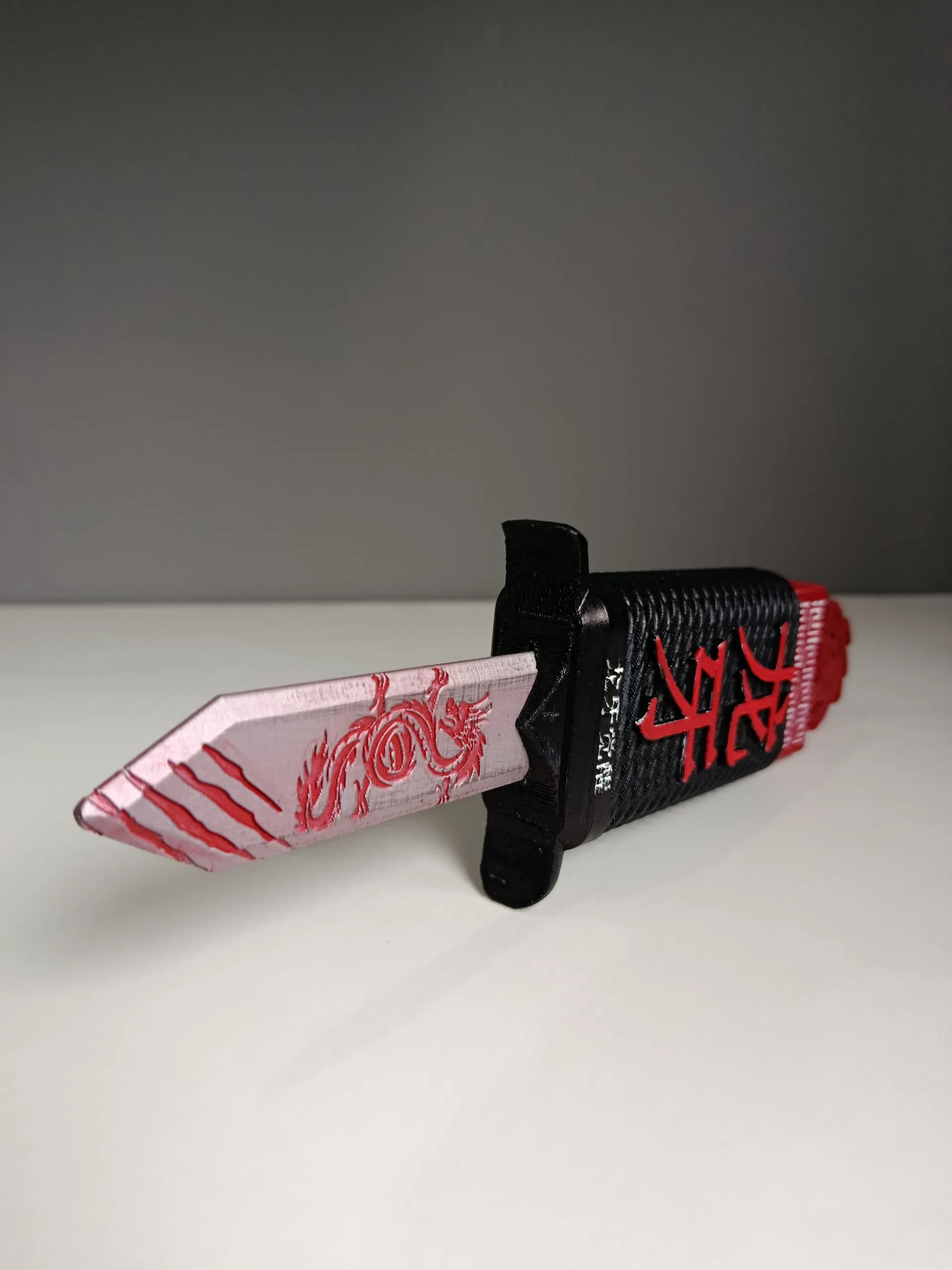 Retractable prank Dagger - Dragon Fang (龙牙)-1
