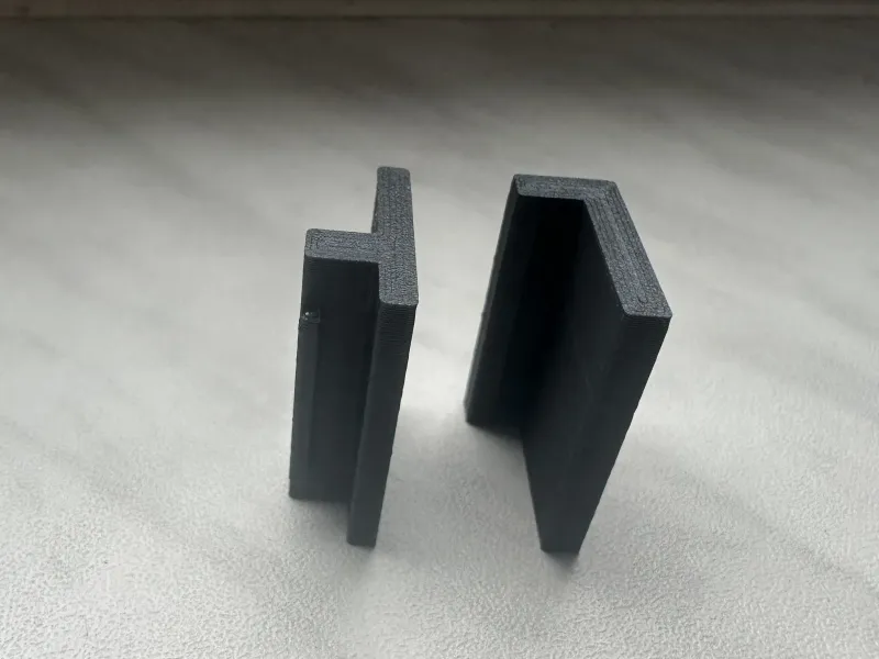 Universal Mount (Stick and hang)