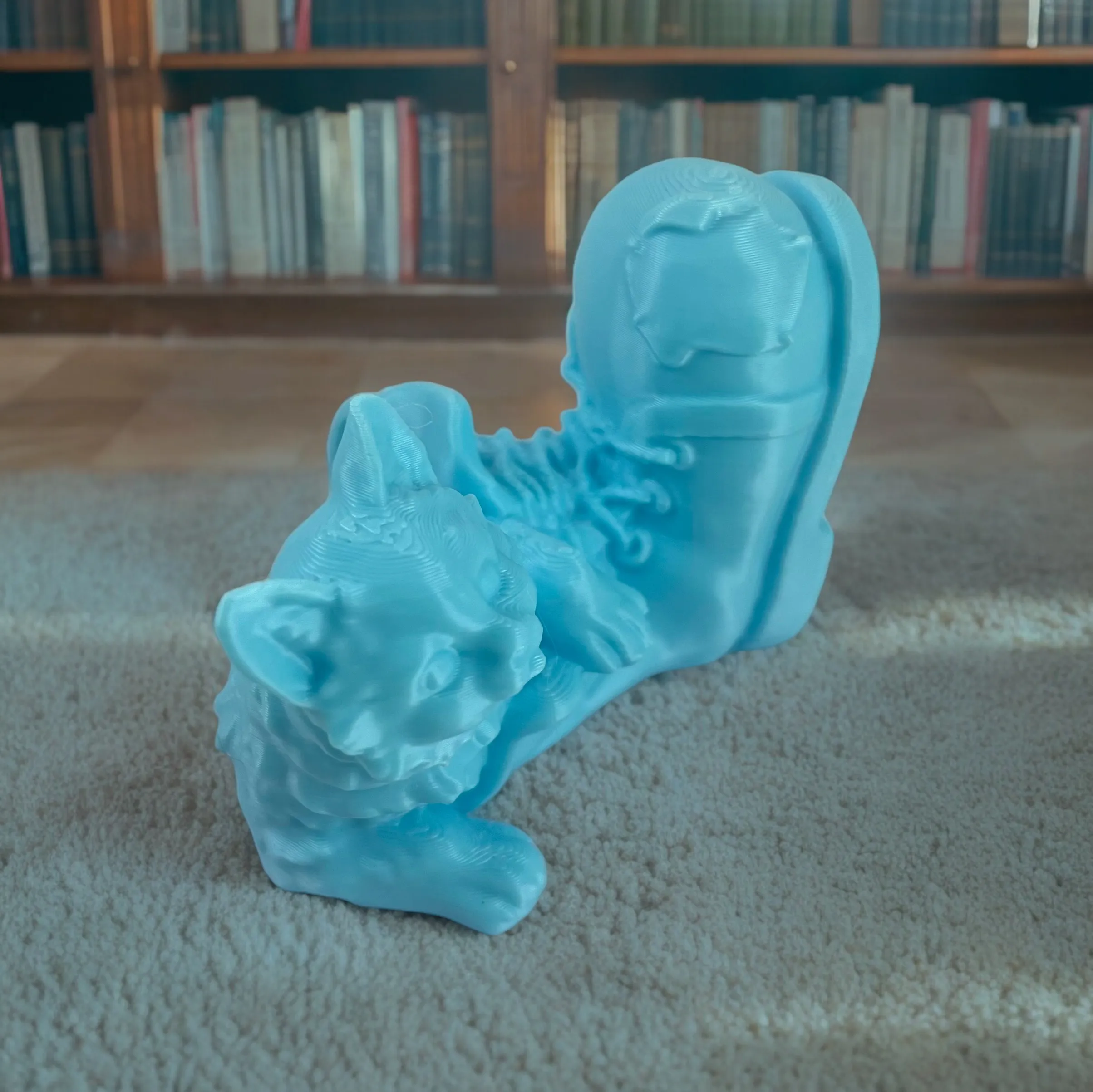 Sculptures & Artworks STL Download - Cat in a big Bootby Motek3D