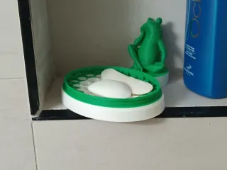 sitting frog soap dish