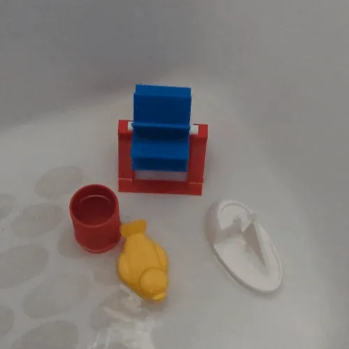 Set di giocattoli da bagno classici - Barca a vela, anatra, centrifuga e tazza