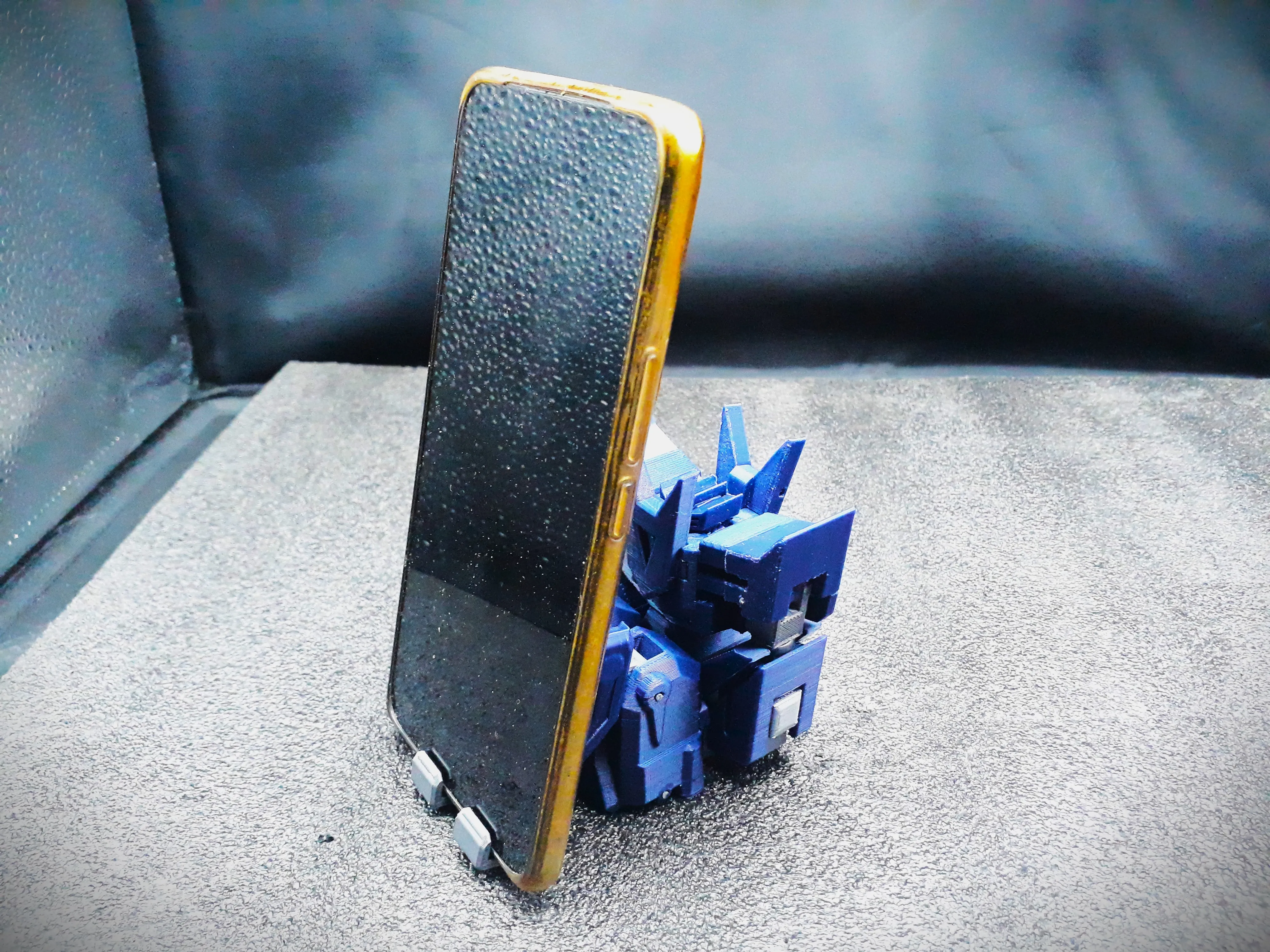 Decepticon Transformable Phone Holder modelo de impresión 3D