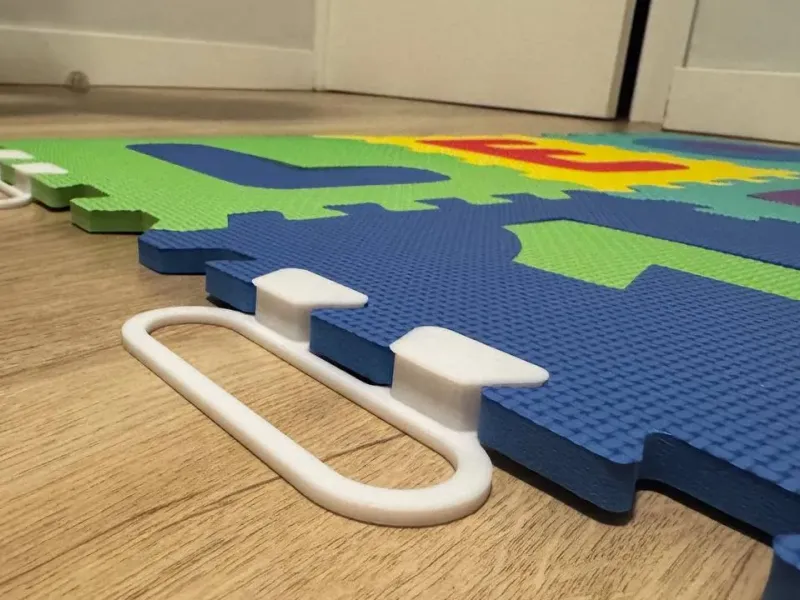 Baby foam floor mat hanger