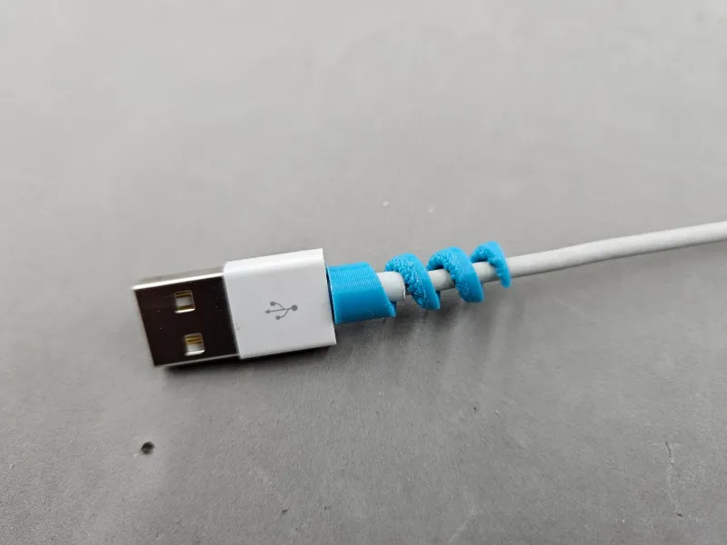 PROTECTOR DE CABLES - USB Y LIGHTNING