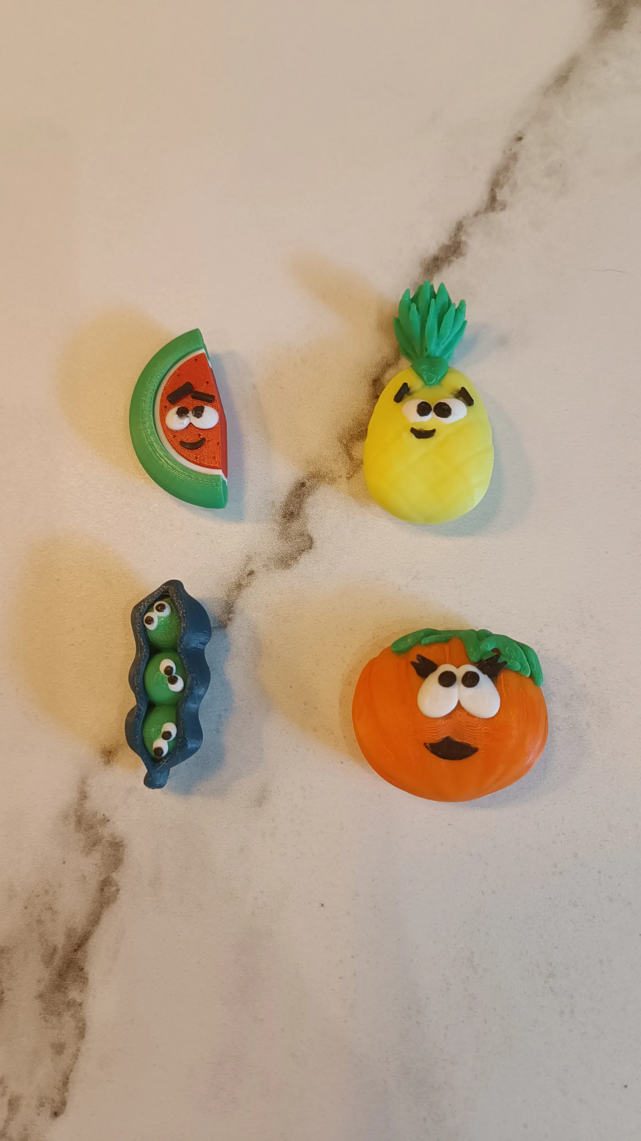 Fruit and vegetable magnets