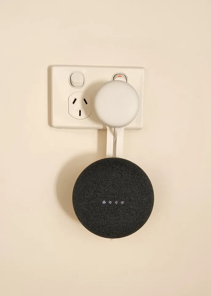 Supporto per presa a muro Google Nest Mini