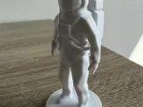 Low poly astronaut-2