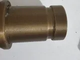Dyson adapter from female to male-1