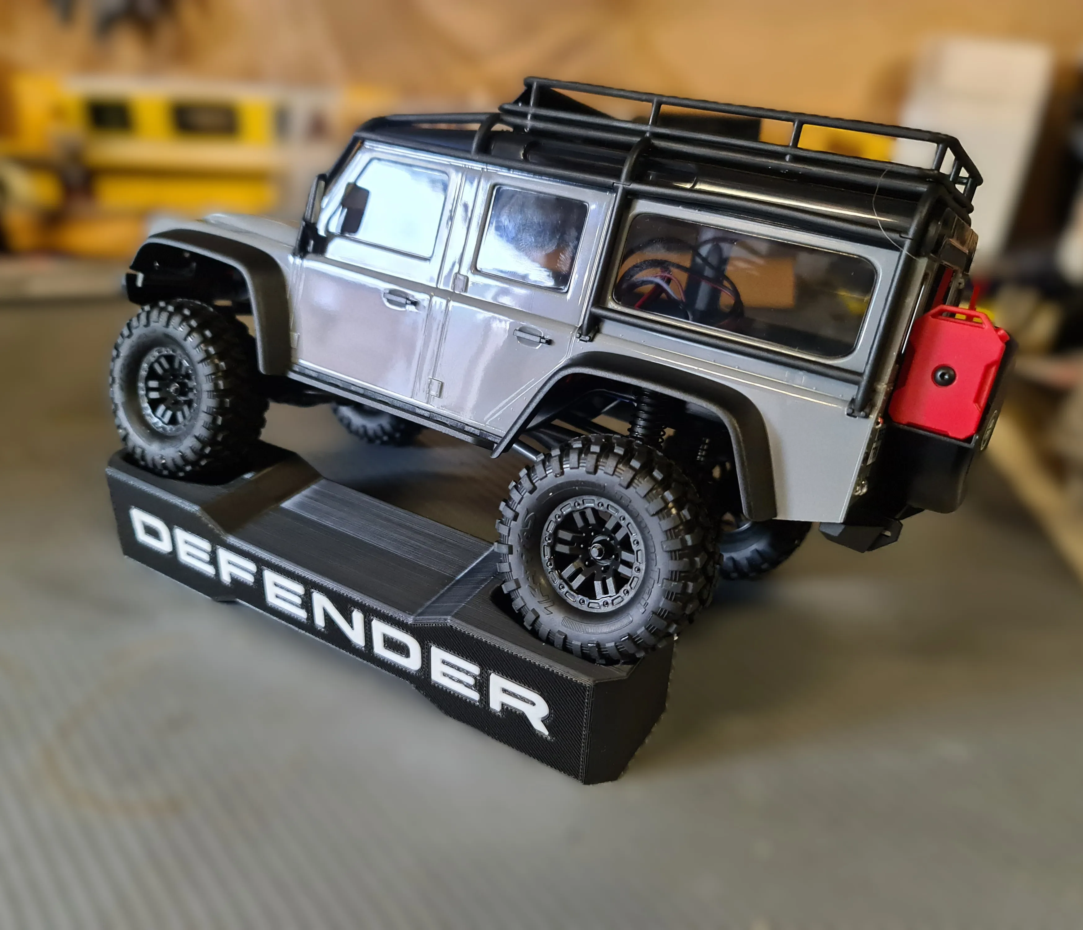 Traxxas RC TRX4M 1/18 Land Rover Defender Display Stand