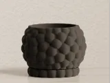 Planter with dripping tray-1