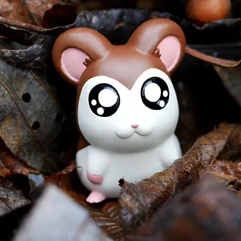 Maxwell Chibi Figurine – The Scholarly Hamster