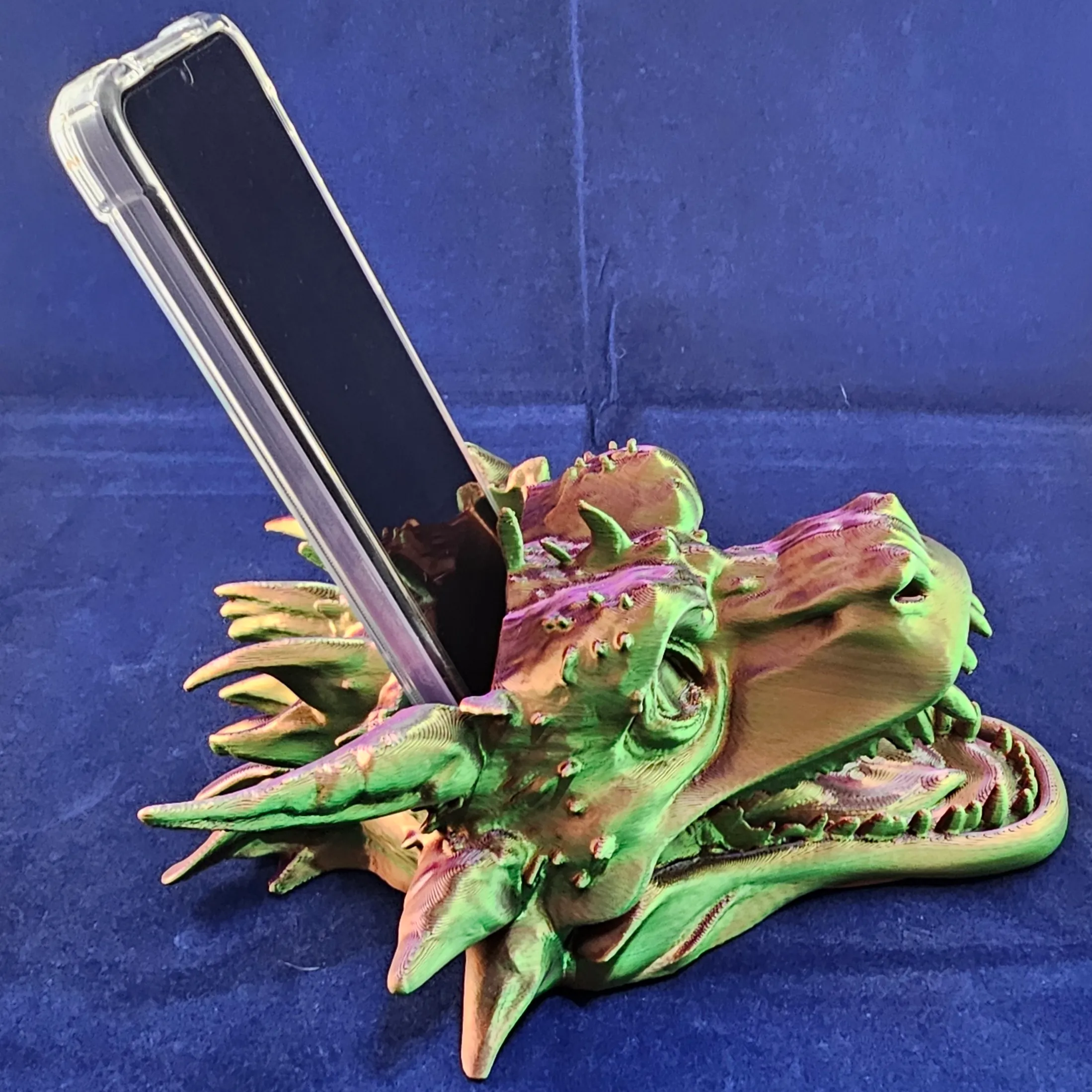 Dragon Head Phone Stand/Speaker (audio redirector)