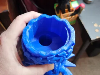 Stump girl pot