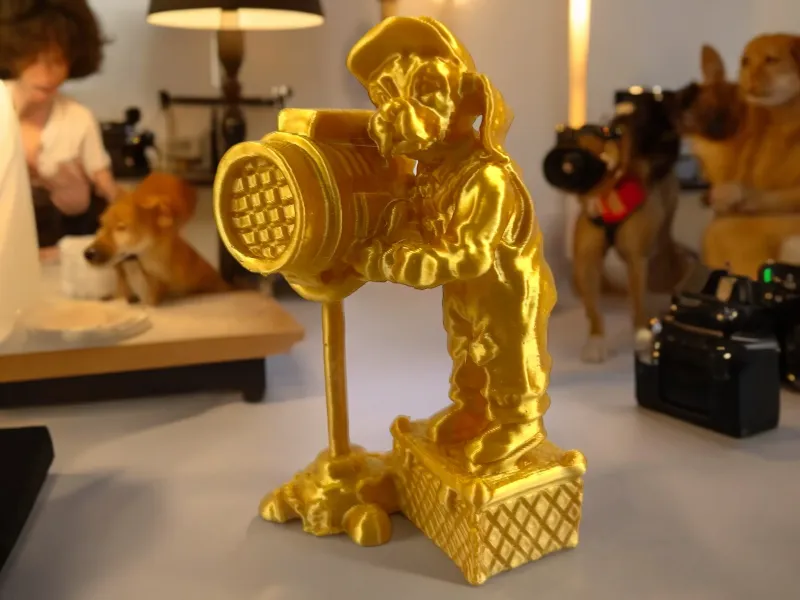 PRODUTOR DE CINEMA CÃO LUZ