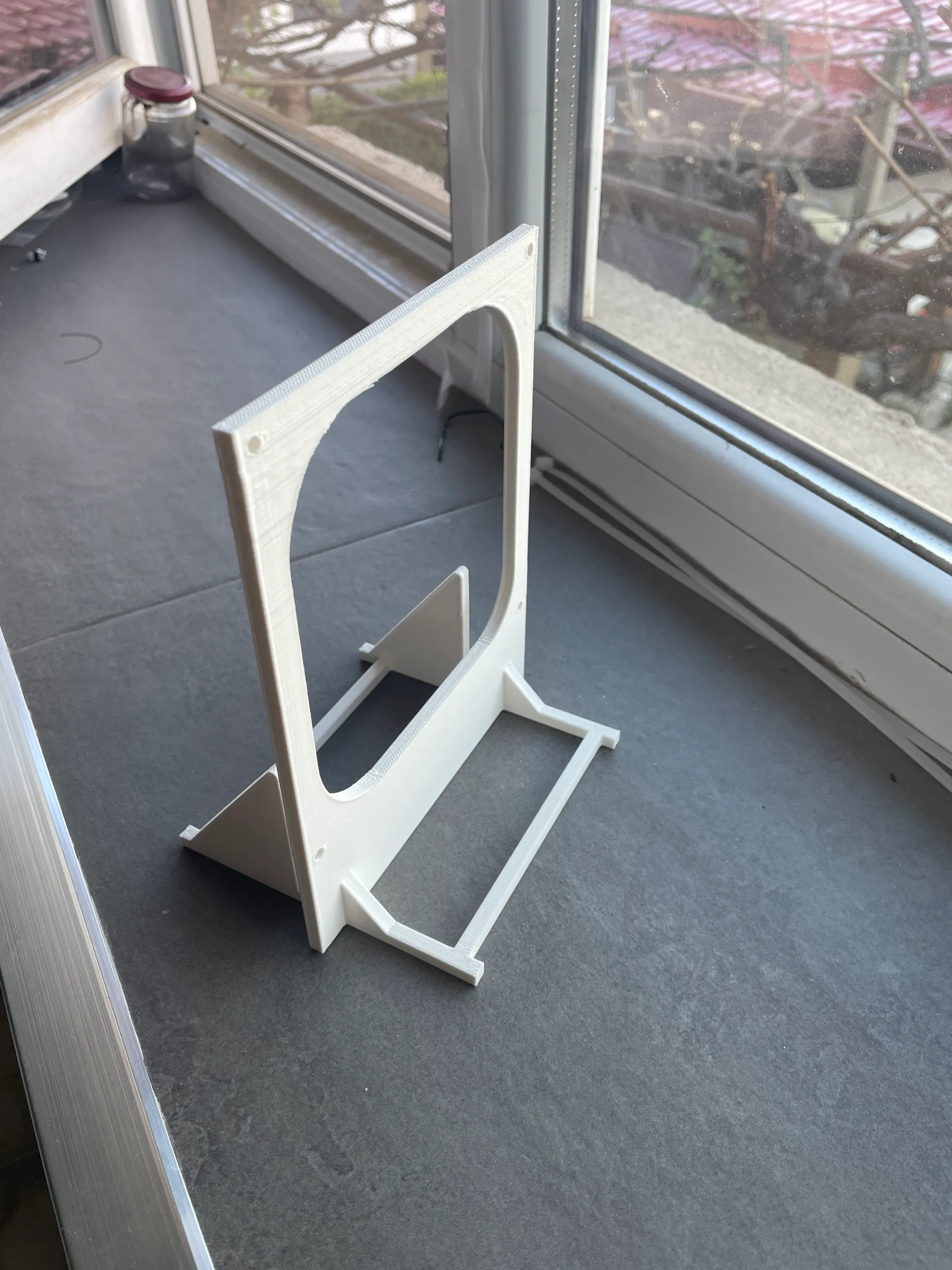MacBook Air M4 Stand with 140mm Fan Mount – One-Piece Design