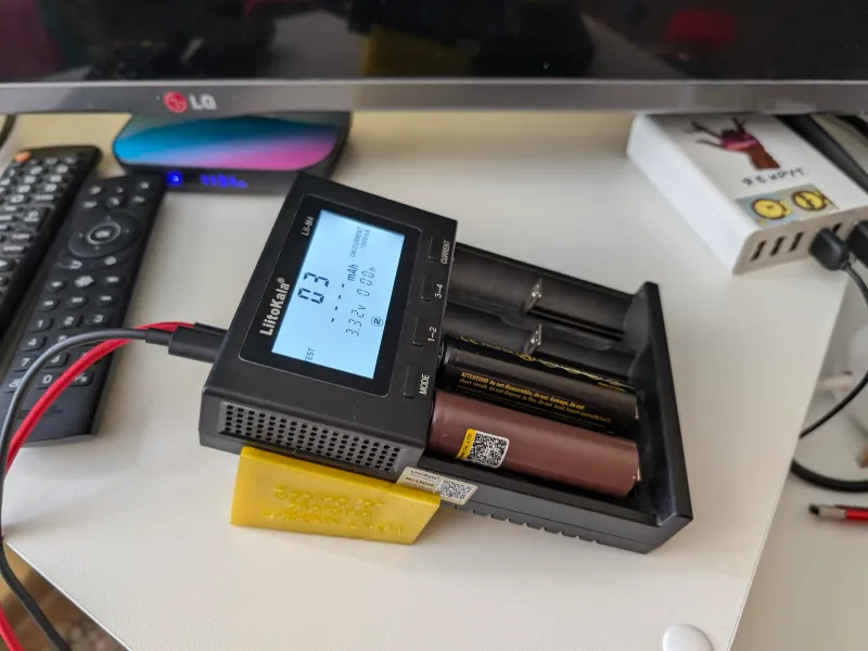 cooling for charger LiitoKala Lii-M4