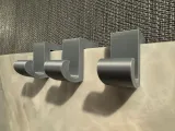 gancio semplice da applicare a pareti di 2 cm di spessore-0