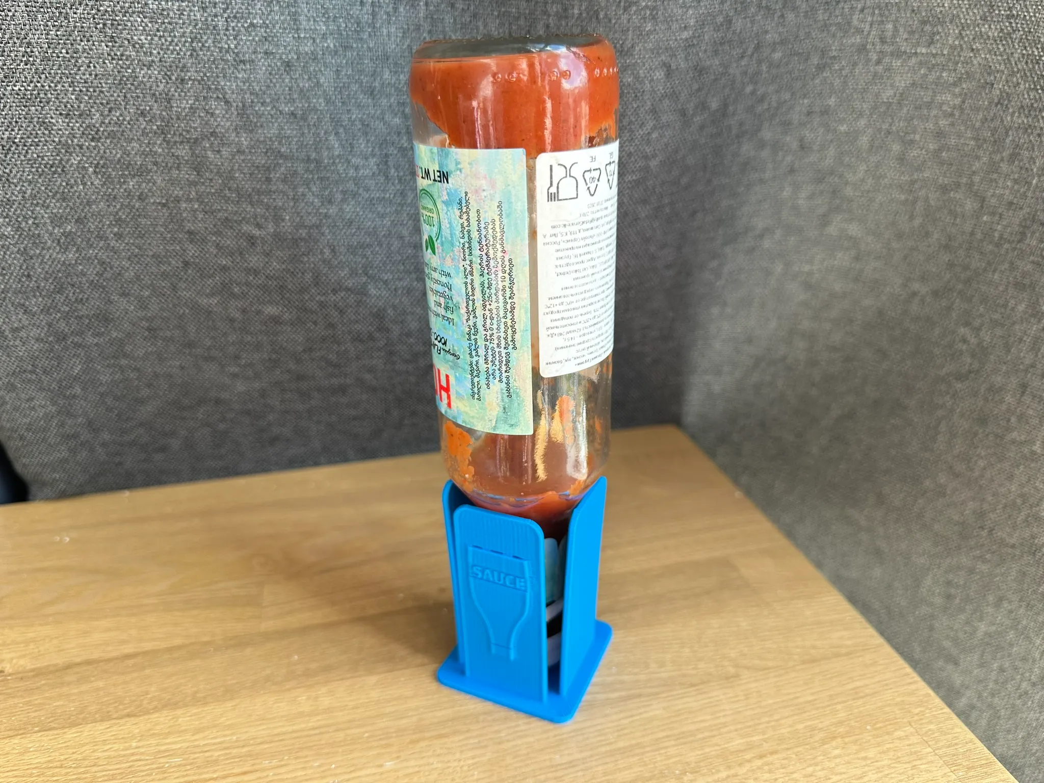 Inverted bottle holder