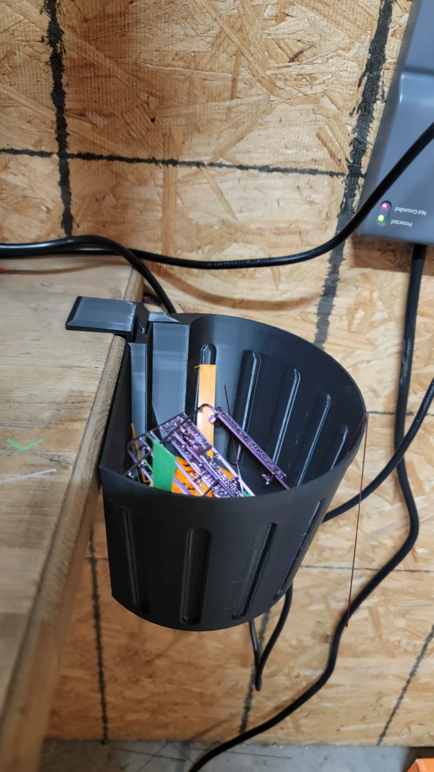 Removable Desk Bin Trash Can V3-1