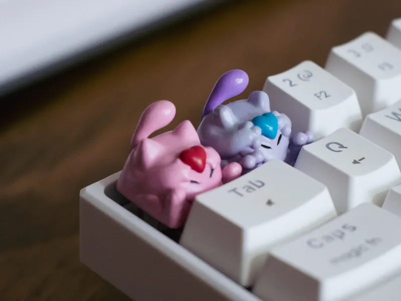 Keycaps Mew e Mewtwo do Amor - Teclado Mecânico