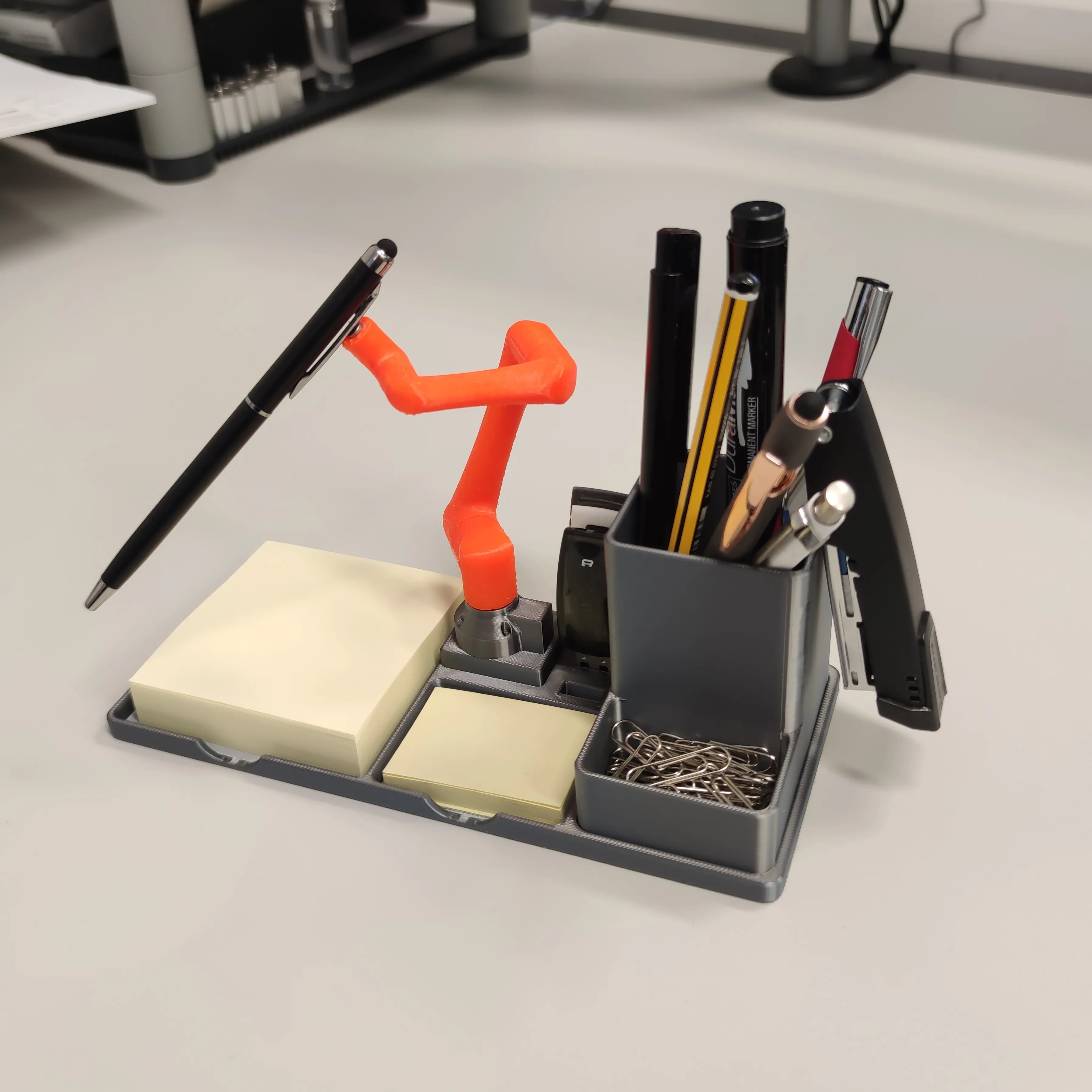 Articulated robot Desk Organizer