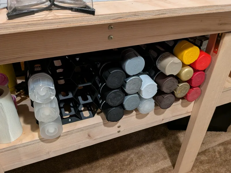 Honeycomb Spray Can Storage