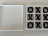 Portable Tic Tac Toe-0