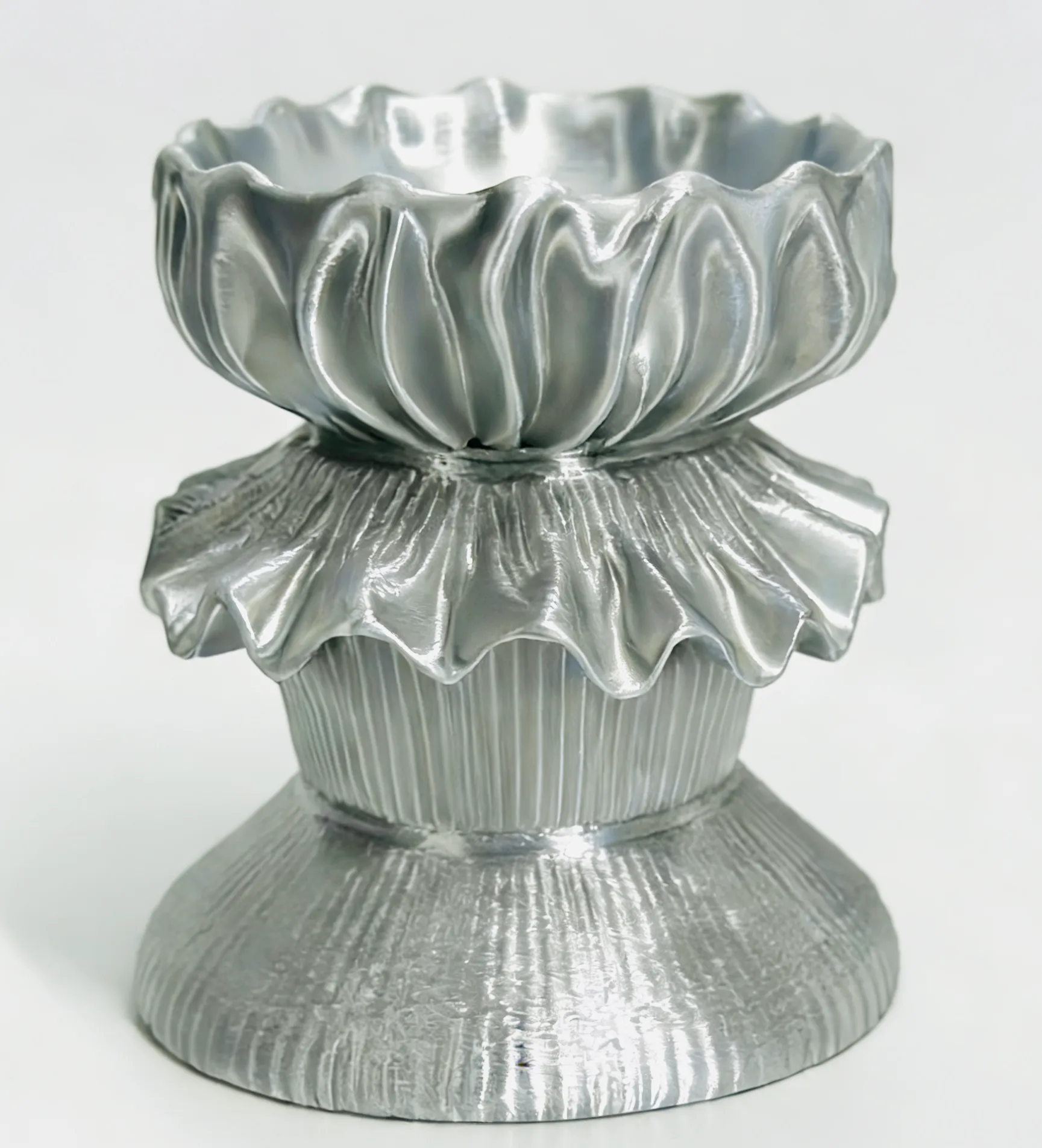 Waistline Vase & Pen Holder