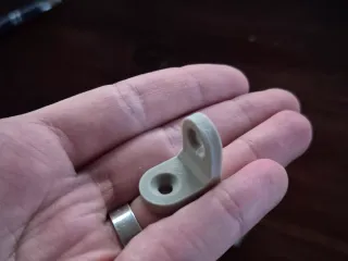 L-bracket rounded with countersunk holes